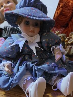 Vintage 1993 ANCO Musical Porcelain Collectible Doll - Blue Floral Dress & Bonne